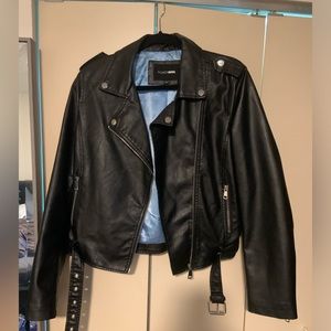 Fashion nova fax leather jacket size large